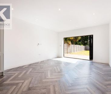 3 bedroom semi-detached house to rent - Photo 6