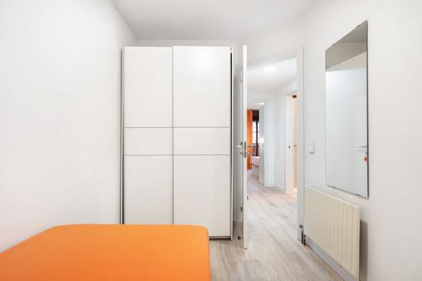 Calle Matilde Hernández, Madrid, Community of Madrid 28019 - Photo 1