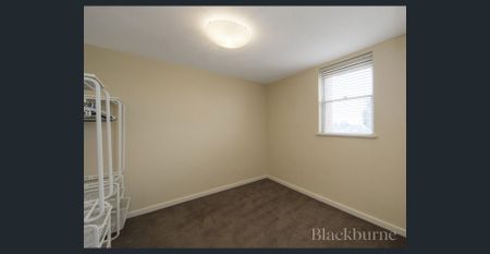 FABULOUS LOCATION!! GREAT VIEWS!! - Photo 4