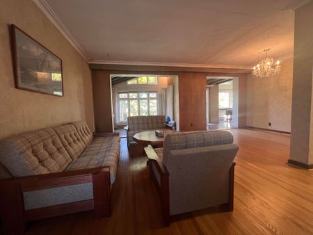 For Lease - 137 Birkdale Road, Toronto, Ontario - Photo 2