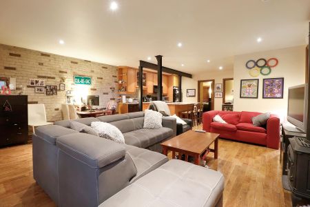 For Lease - 152 Hilton Avenue Unit# 1, Toronto, Ontario - Photo 2