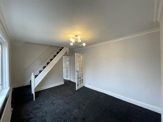 4 bedroom apartment to rent - Photo 1