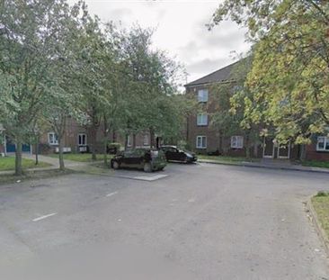 Shannon Approach, Burton-on-Trent, United Kingdom, DE14 1AQ - Photo 2