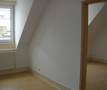 Location Appartement 4 pièces 62m² SARREGUEMINES 57200 - Photo 3