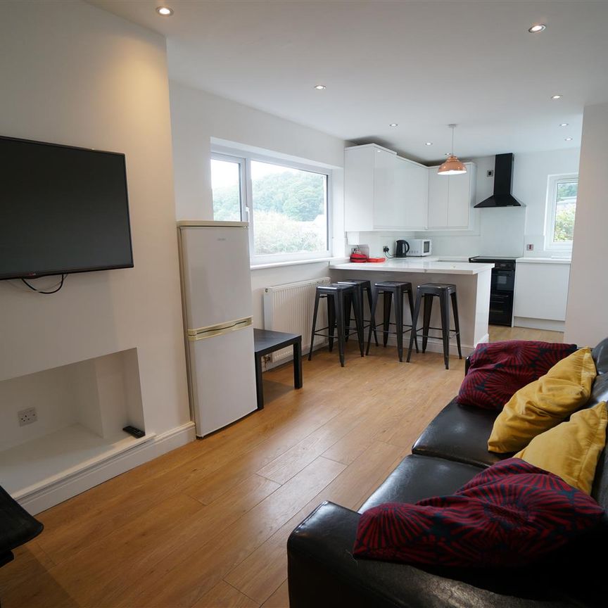 8 Deiniol Road - Photo 1