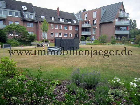 Alt-Garstedt - ruhige Wohnlage - helles Hochparterre mit großen Wohnbereich - Photo 1