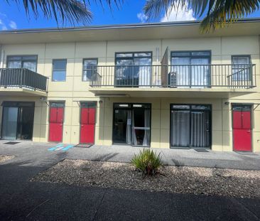 East Tamaki - Photo 6