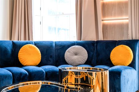 An Elegant Brand New Refurbished Georgian Townhouse Beside Hyde Park On A Albion Street - Photo 5