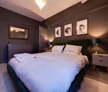 3 Bed Terraced House, Culcheth Lane, M40 - Photo 5