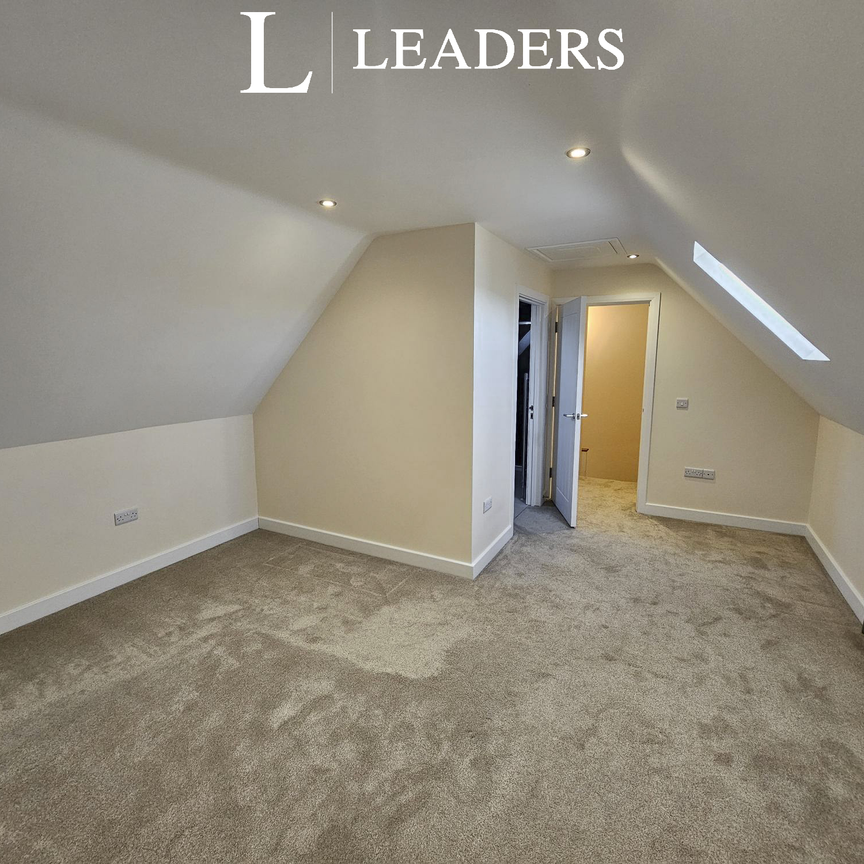 4 bedroom cottage to rent The Long Barn Mews, Ketton, Stamford, PE9 - Photo 1