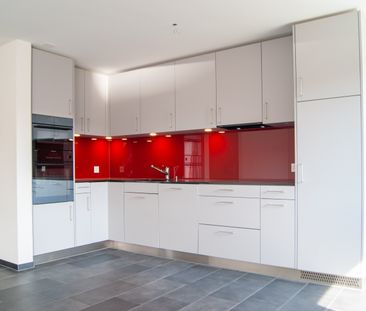 grosszügige 4.5 Zimmer-Wohnung in unmittelbarer Rheinnähe - Photo 4