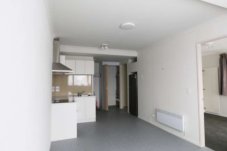 Modern 3-Bedroom Apartment in Mount Wellington - Move-In Ready! - Photo 5