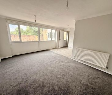 2 bedroom bungalow to rent - Photo 2