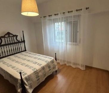Room in a shared 3-bedroom apartment for rent in Odivelas - Foto 4