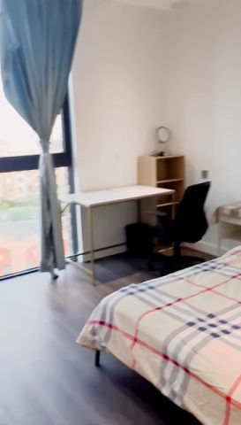 3 Bedroom 3 Bathroom Flat610 - Photo 5