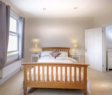 Otago Terrace, Bath - Photo 2