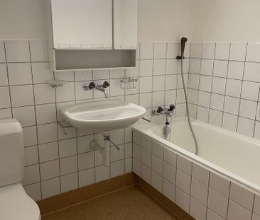 Ideale Single Wohnung mit Balkon - Photo 3