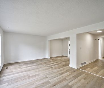 For Lease - 2012 Sheppard Avenue Unit# TH102, Toronto, Ontario - Photo 1