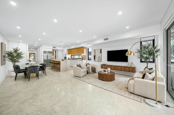 140A Griffiths Avenue - Photo 1