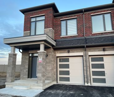 For Lease - 70 Tipp Drive, Richmond Hill, Ontario - Photo 2