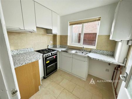 1 bedroom terraced house to rent - Photo 5