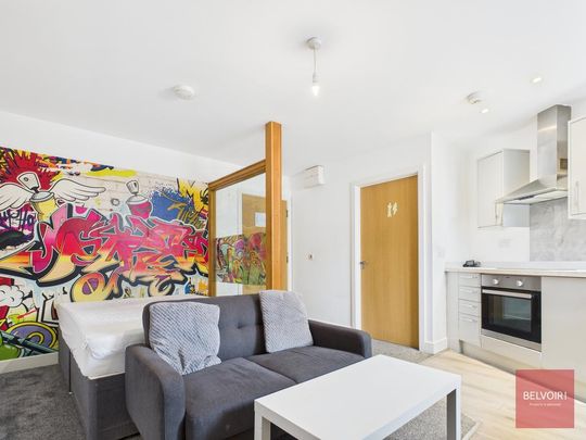 Studio to rent - Photo 1