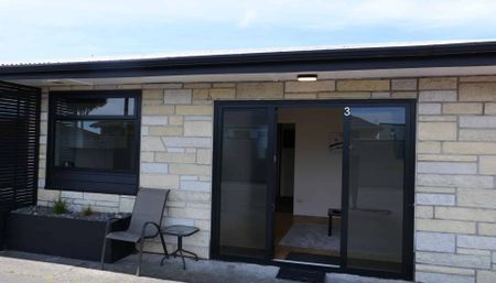 Sleek & Stylish One-Bedroom Living – Modern, Fresh, and Ready for You - Photo 2