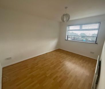 17 Glencairn Walk, Belfast, BT13 3TB - Photo 5