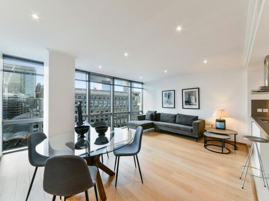 One Bedroom Apartment to let in No. 1 West India Quay, London E14 - Photo 1