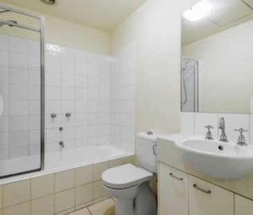 Melbourne CBD - Photo 3