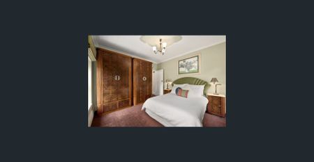 Charming Art Deco Elegance in a Premier South Yarra Locale - Photo 4