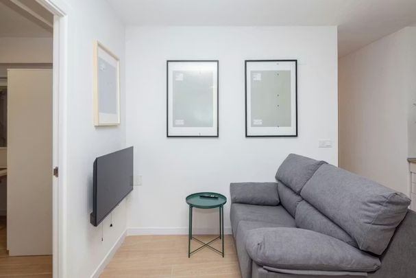 Carrer d'Almassora, Valencia, Valencian Community 46010 - Photo 1