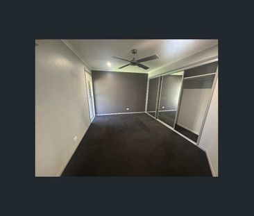 House Sized Rear Duplex - Photo 3