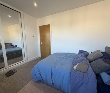 3 bedroom apartment to rent - Photo 4