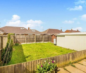 2 bedroom bungalow to rent - Photo 3