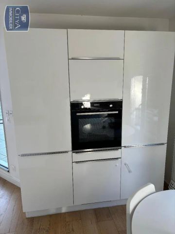 Appartement à louer 3 pièces 65.9m² - Photo 2