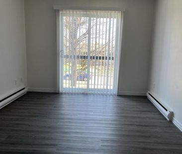 Granby 3 1/2 libre immédiatement Pas animaux Non Fumeur 55 ans Plus - Photo 3