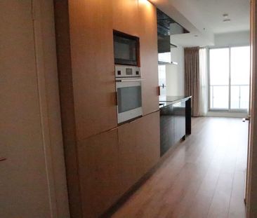 For Lease - 70 Temperance Street Unit# 4805, Toronto, Ontario - Photo 3