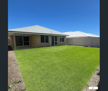 Modern & Minutes from the Beach - Photo 5