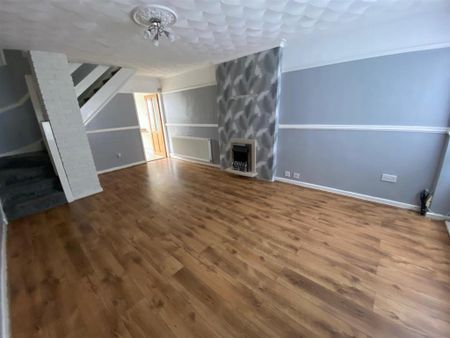 2 bedroom terraced house to rent - Photo 2