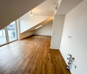 Wunderschöne Dachgeschoss-Whg. mit Balkon - Photo 3