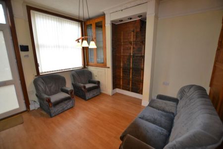 3 bedroom terraced house to rent - Photo 4