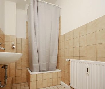 Modernisierte 2-Zimmer Wohnung mit Einbauküche - Photo 5