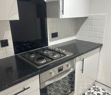 1 Bed Flat, Hindes Road Harrow, HA1 - Photo 6