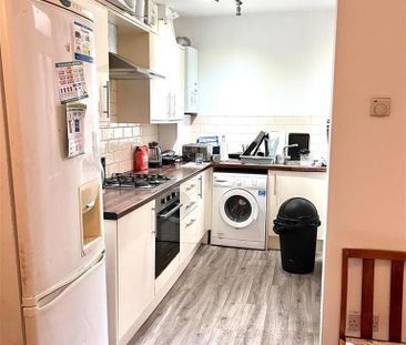 4 bedroom house share to rent - Photo 4