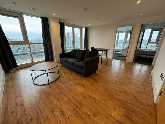 2 bedroom flat to rent - Photo 1