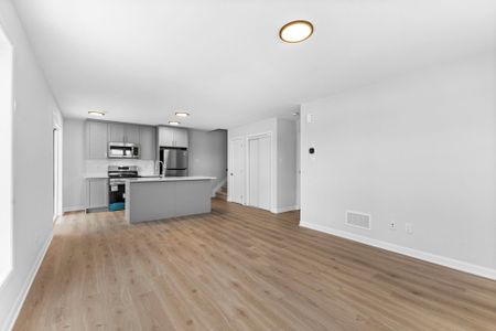 For Lease - 801 Glenroy Gilbert Drive Unit# 11, Barrhaven, Ontario - Photo 4