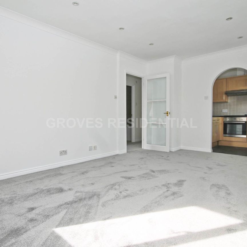 Price £1,450 pcm - Available Now - Unfurnished - Photo 1