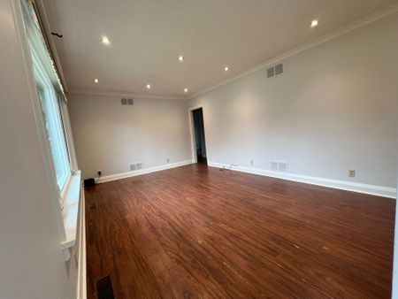 For Lease - 86 Grandview Avenue Unit# Main Fl, Markham, Ontario - Photo 3