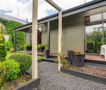 Comfort & Style on York - Photo 4